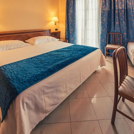 Отель Bettina Мергоццо