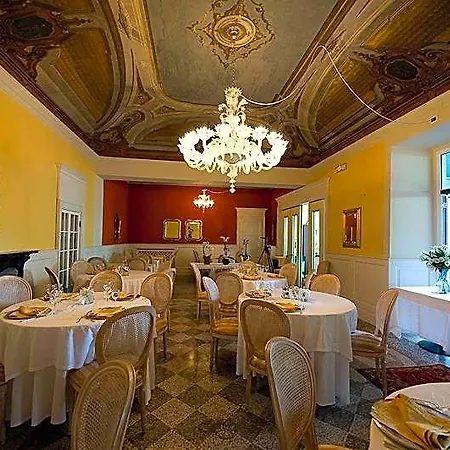 Отель Bettina 3*